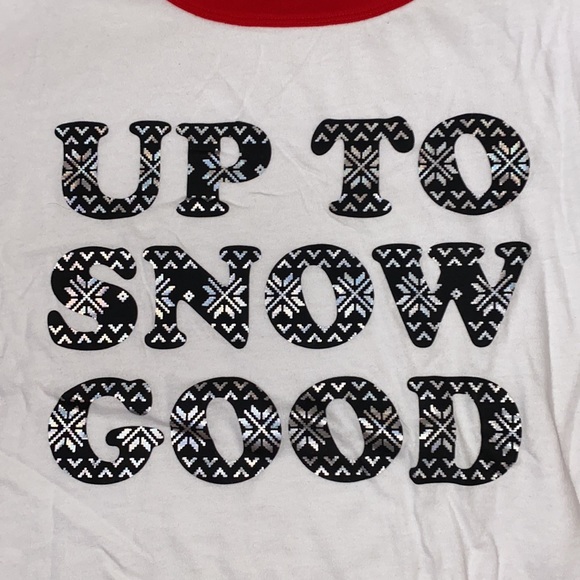 VS Pink Christmas TShirt - Picture 2 of 6